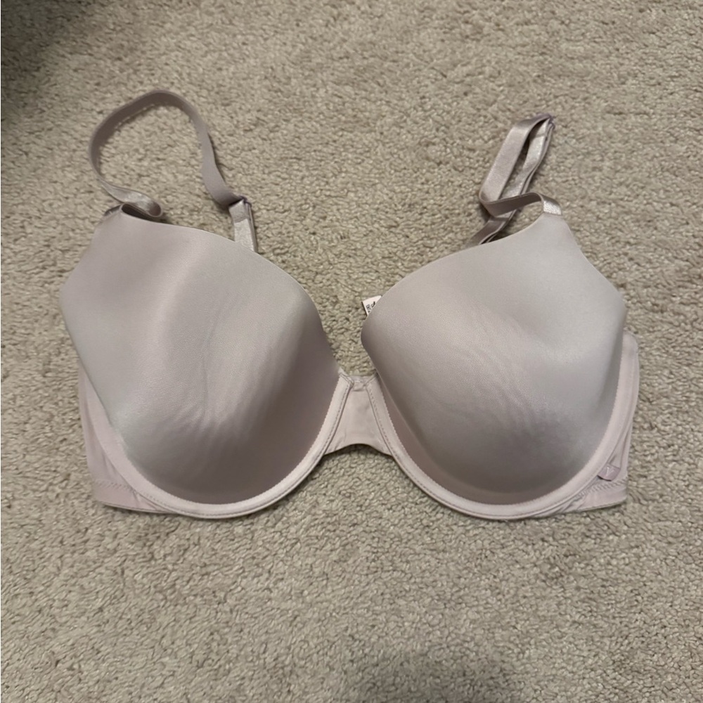Victoria’s Secret lined Demi bra 36DD in frosted lilac.